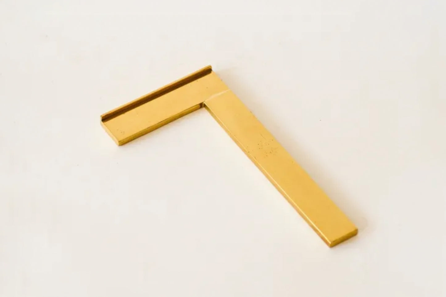 Bookmark 'L'