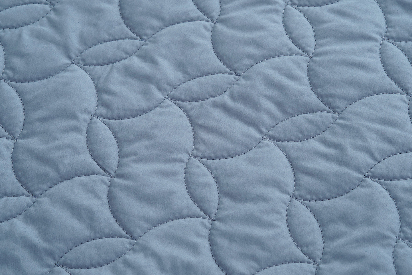 Padded Blanket (Blue/Burgundy)