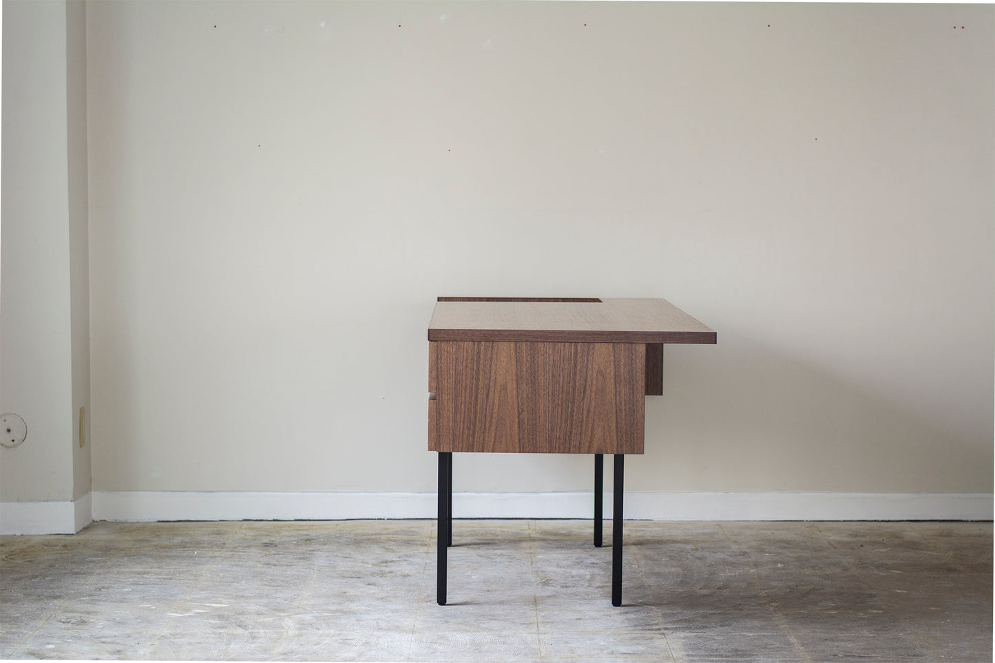 Tights Study Desk