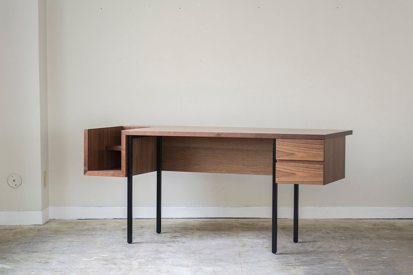 Tights Study Desk