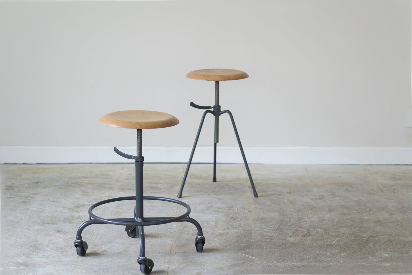 Caster Stool
