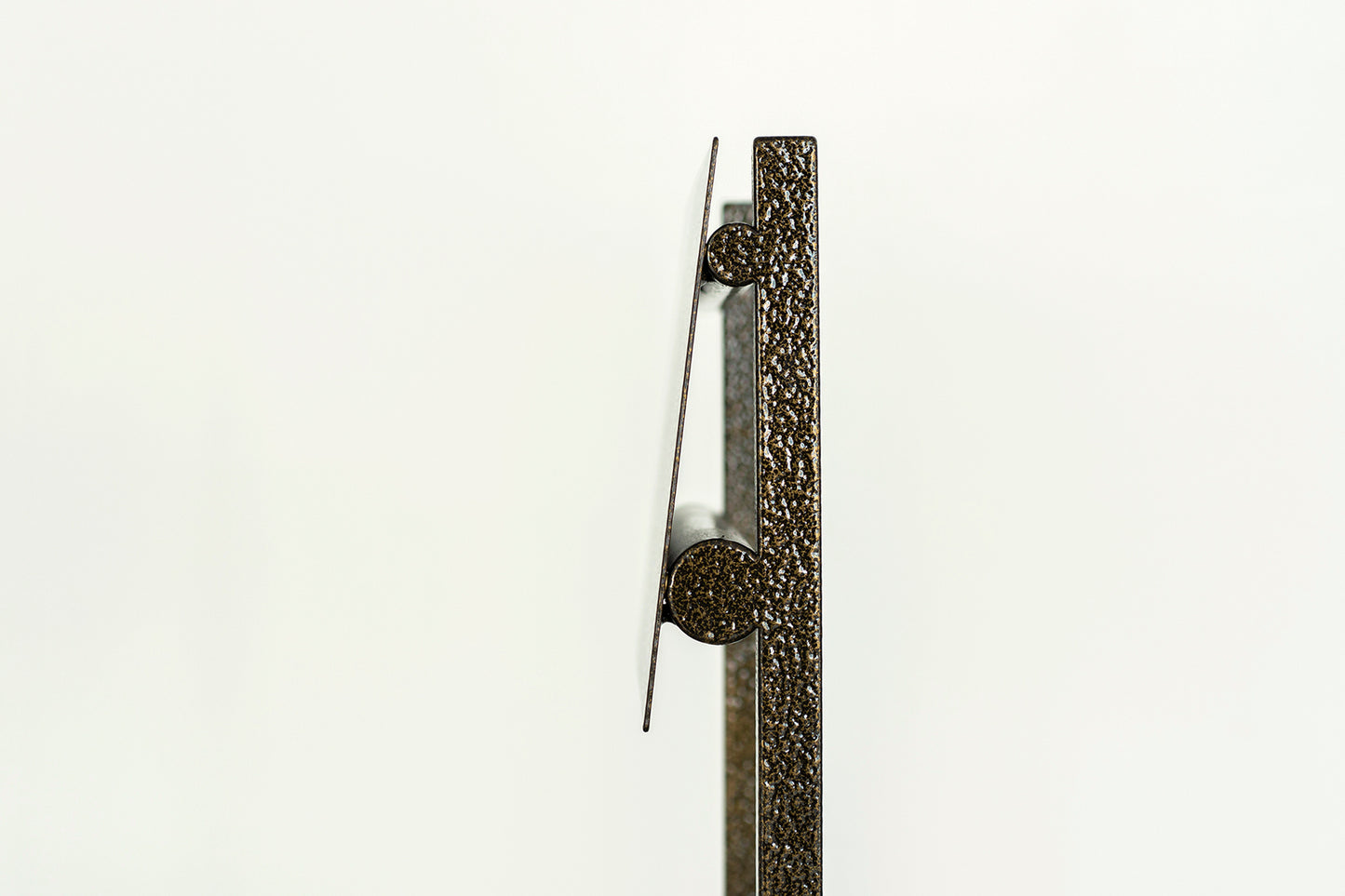 Suspension Metal Dining Chair