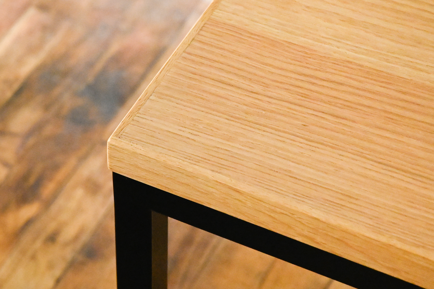 Tights Dining Table