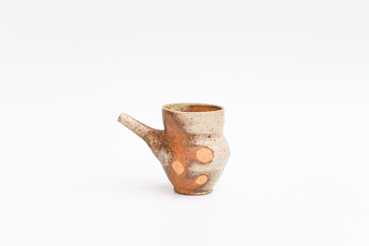 19. Shigaraki-poi Pouring Pot