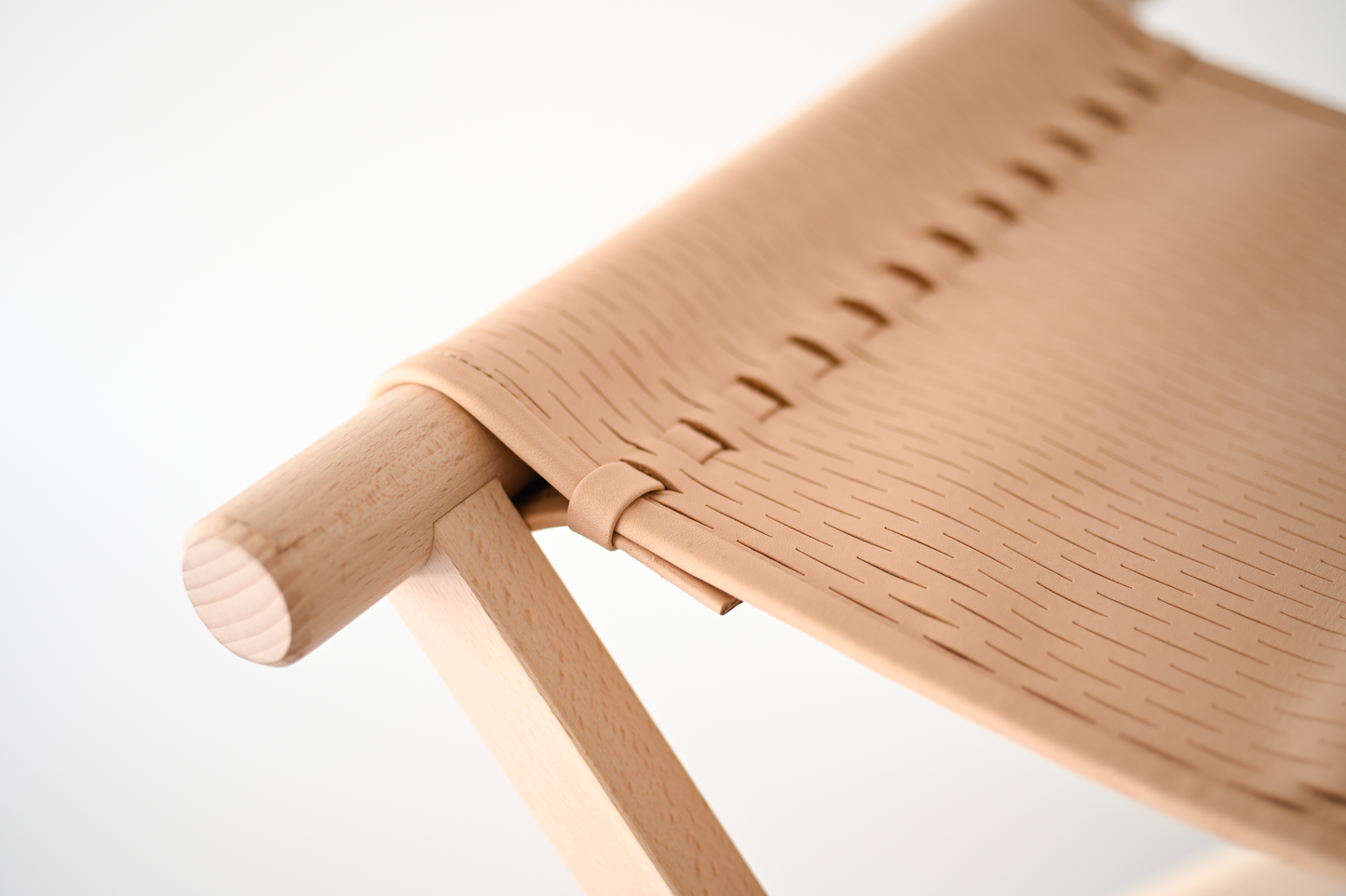 NET FOLDING STOOL
