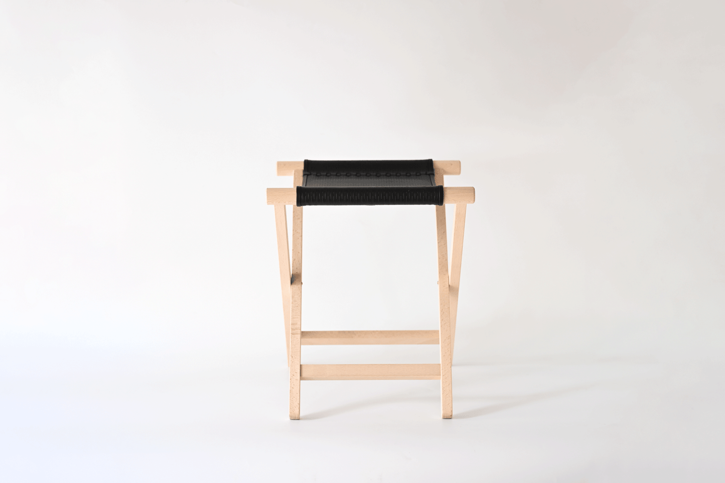 NET FOLDING STOOL