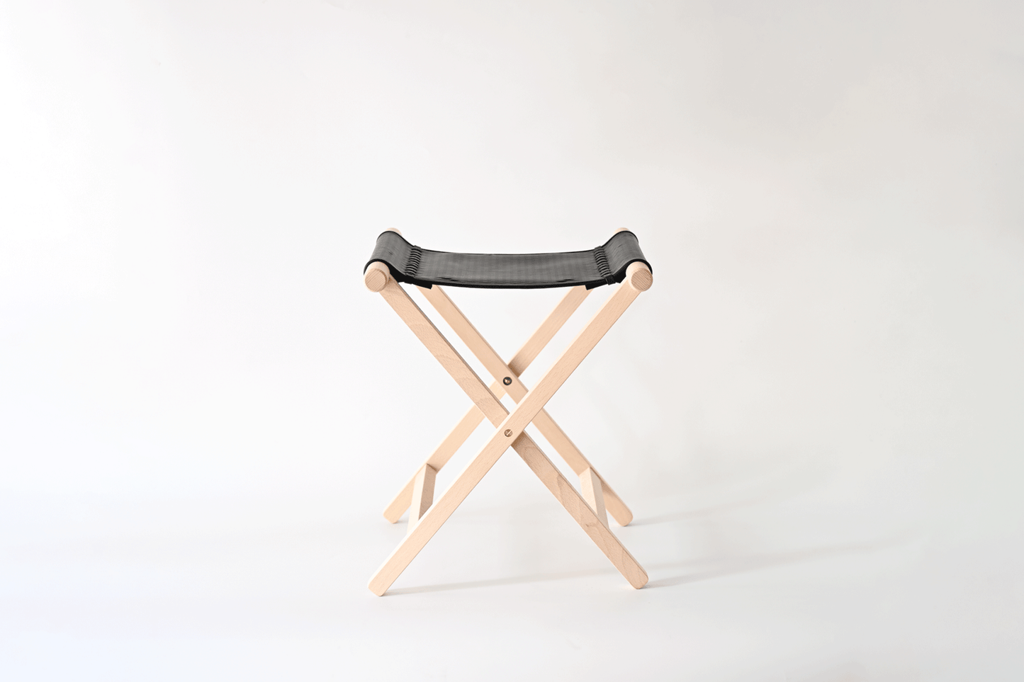 NET FOLDING STOOL