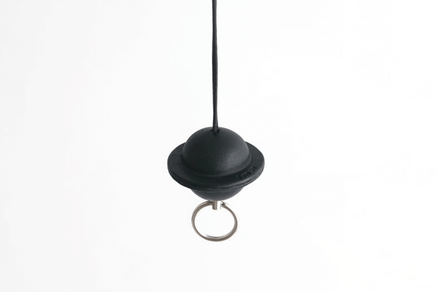 PLANET NECK HOLDER