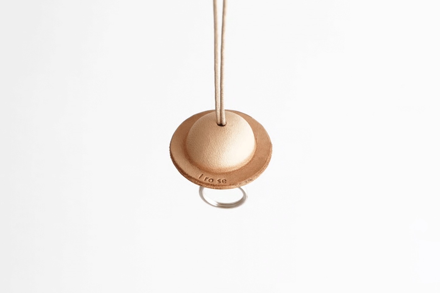 PLANET NECK HOLDER