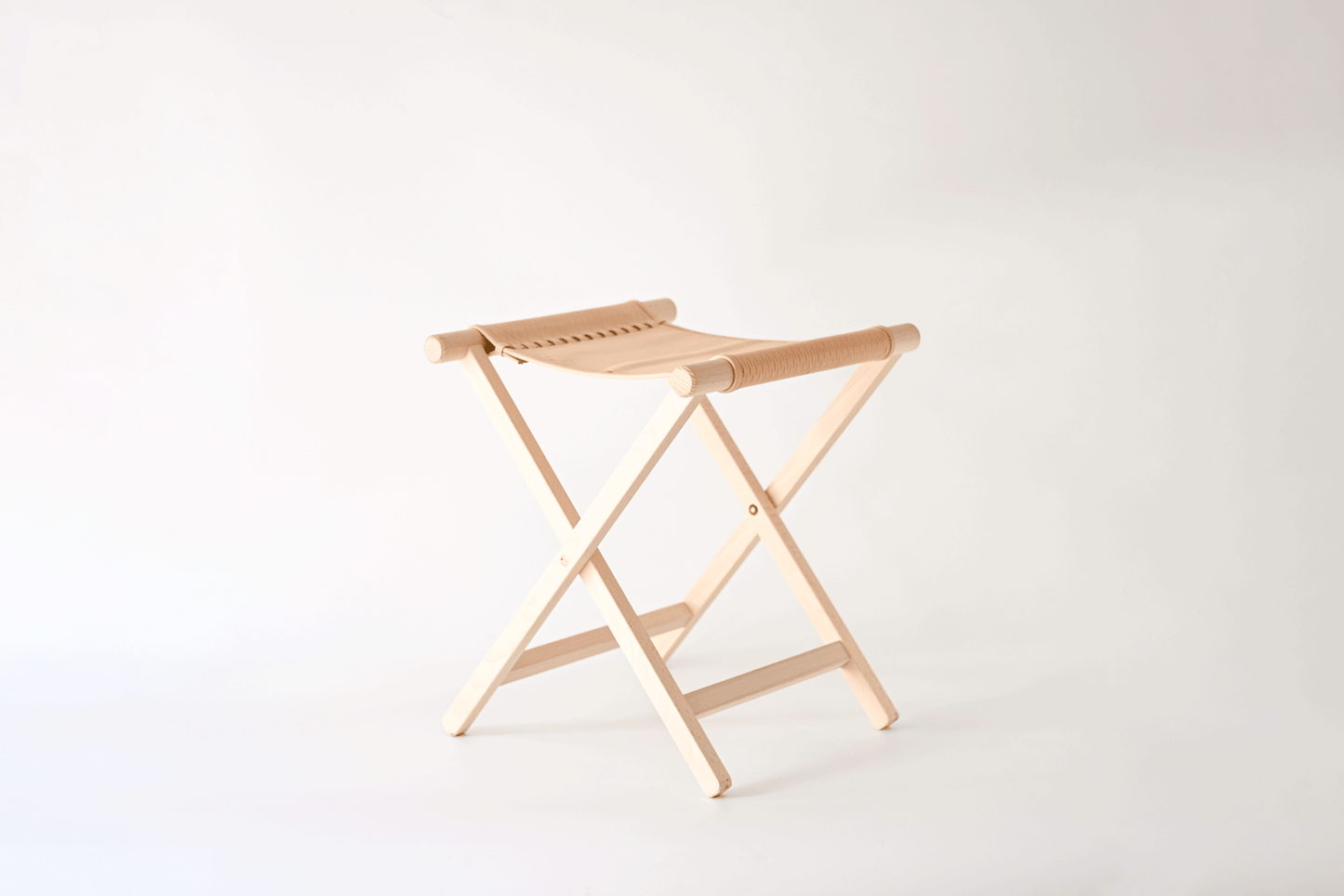 NET FOLDING STOOL