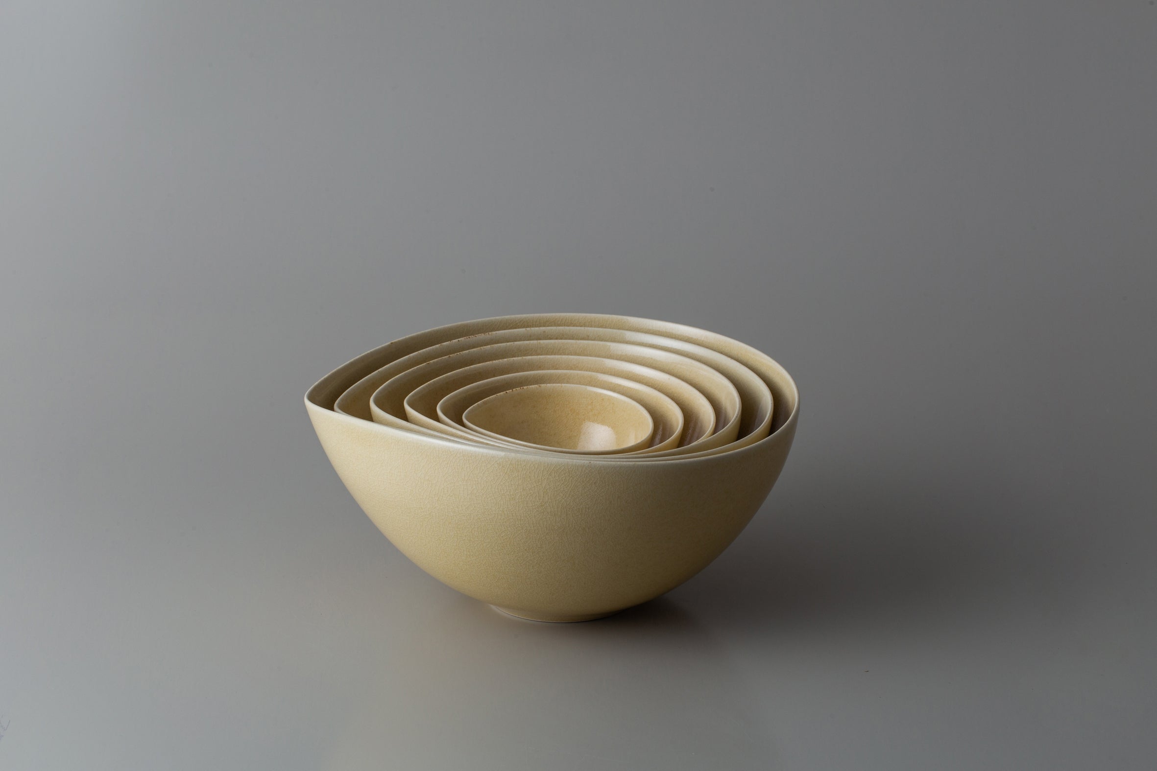 陶額　淡青釉金彩陶［園遊] 陶額 淡青釉金彩陶［園遊] 絵画