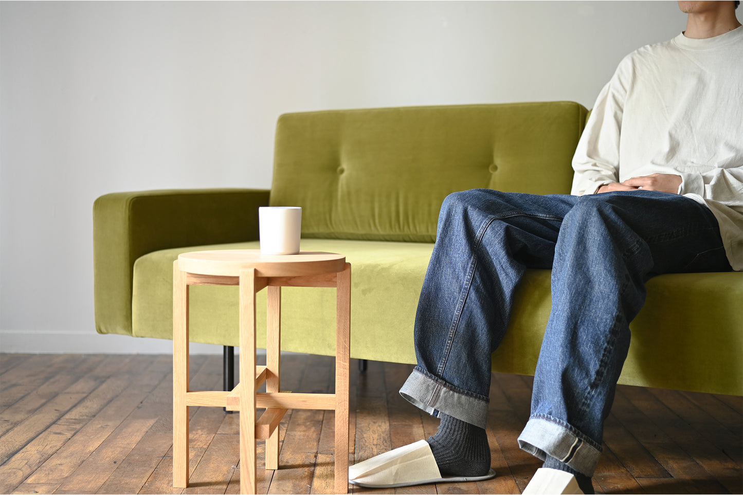 Perch Sofa/Fabric