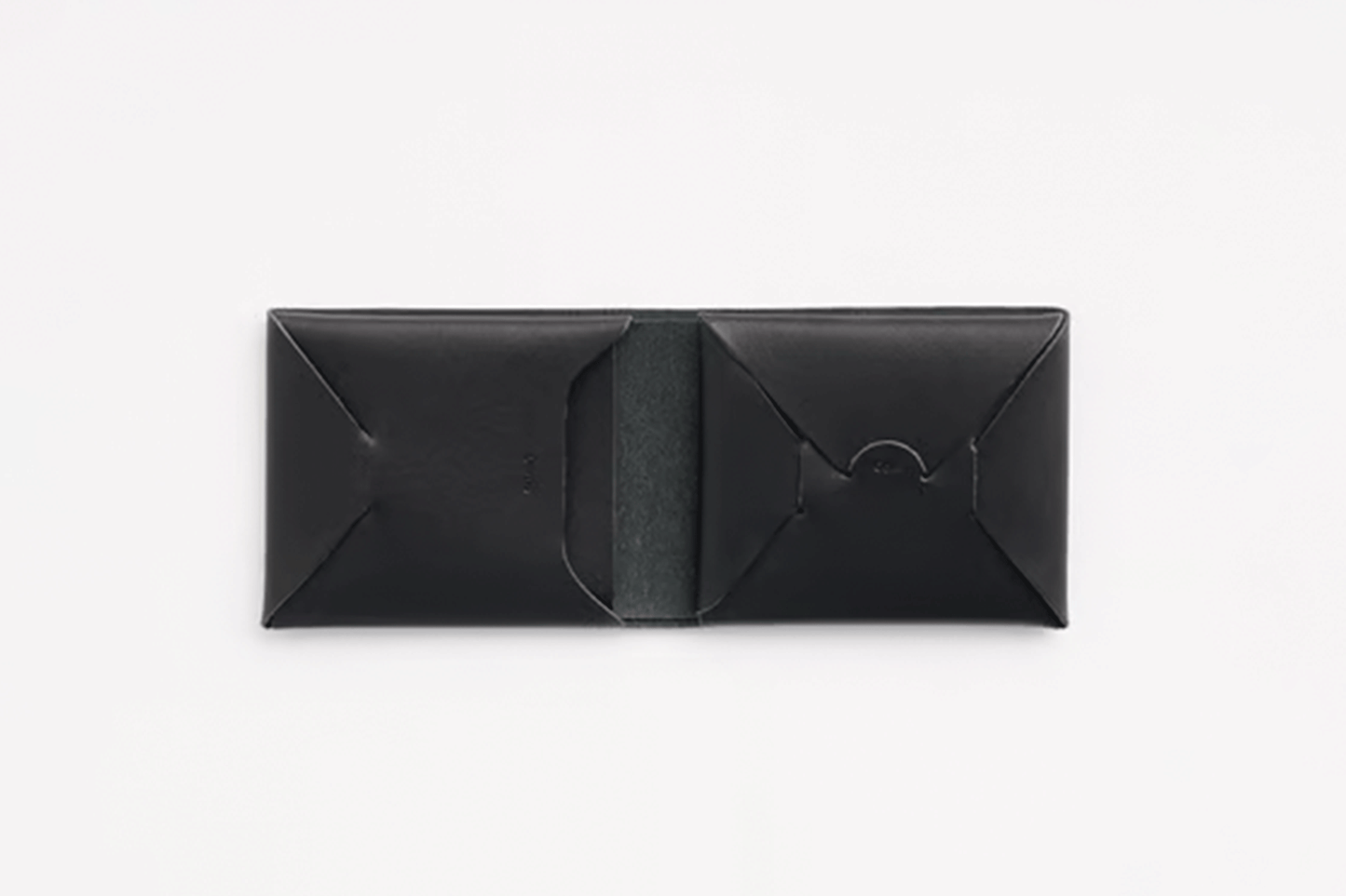 SEAMLESS SHORT WALLET