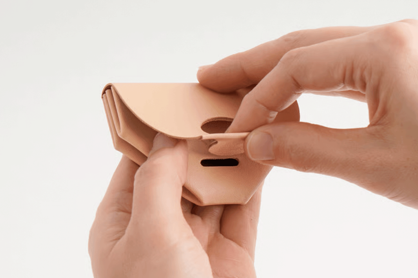 SEAMLESS COIN CASE