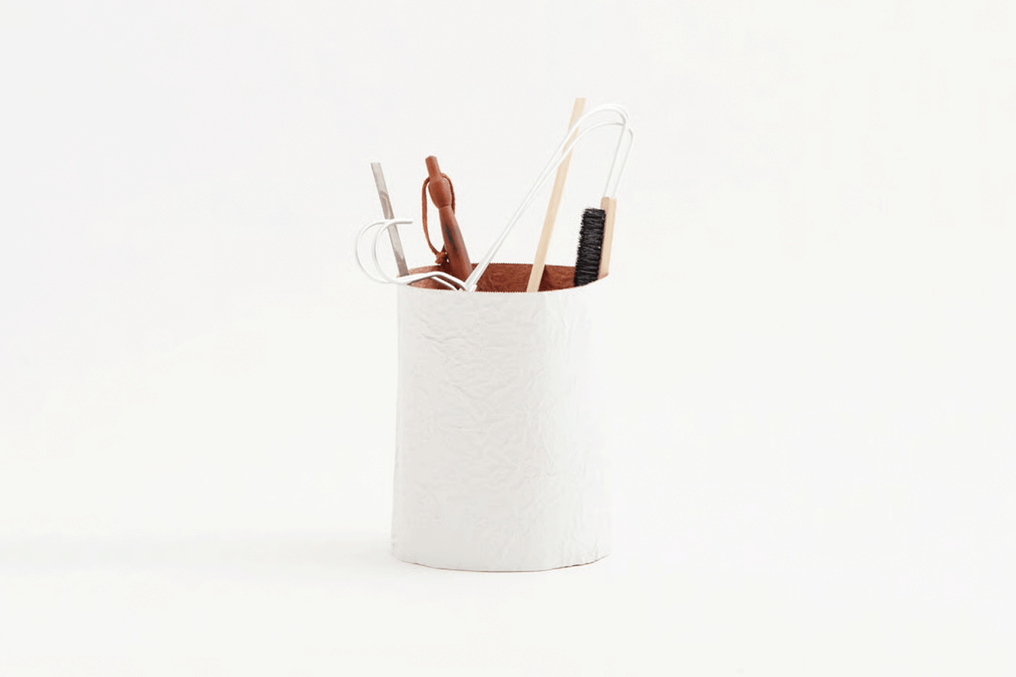 PAPER LEATHER TRASH BASKET ( WHITE )