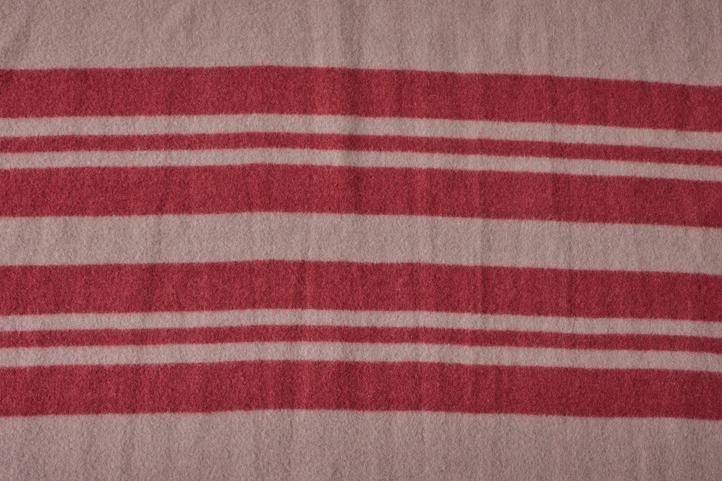 Horse Blanket (Gray/Burgundy)