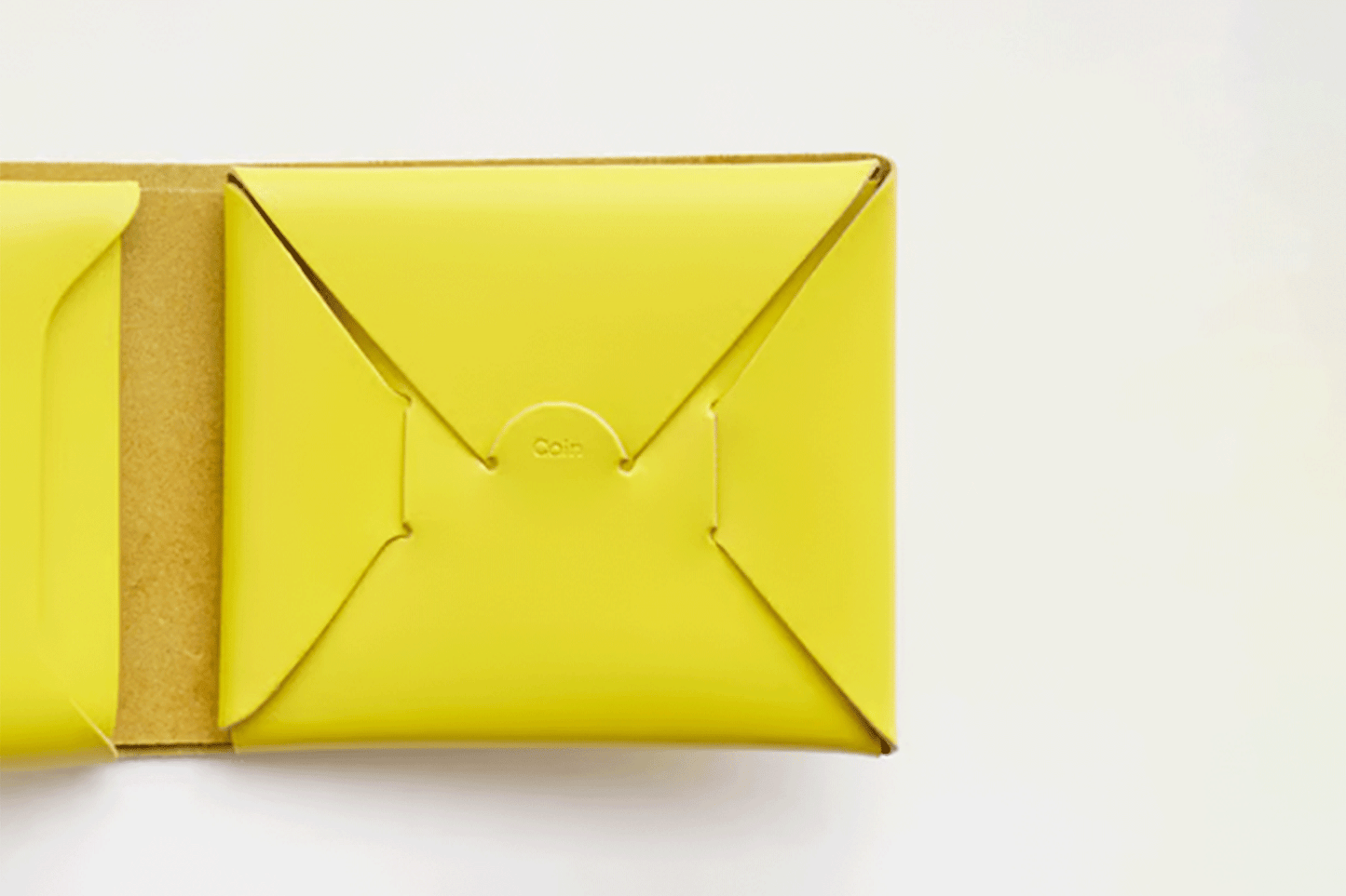SEAMLESS SHORT WALLET