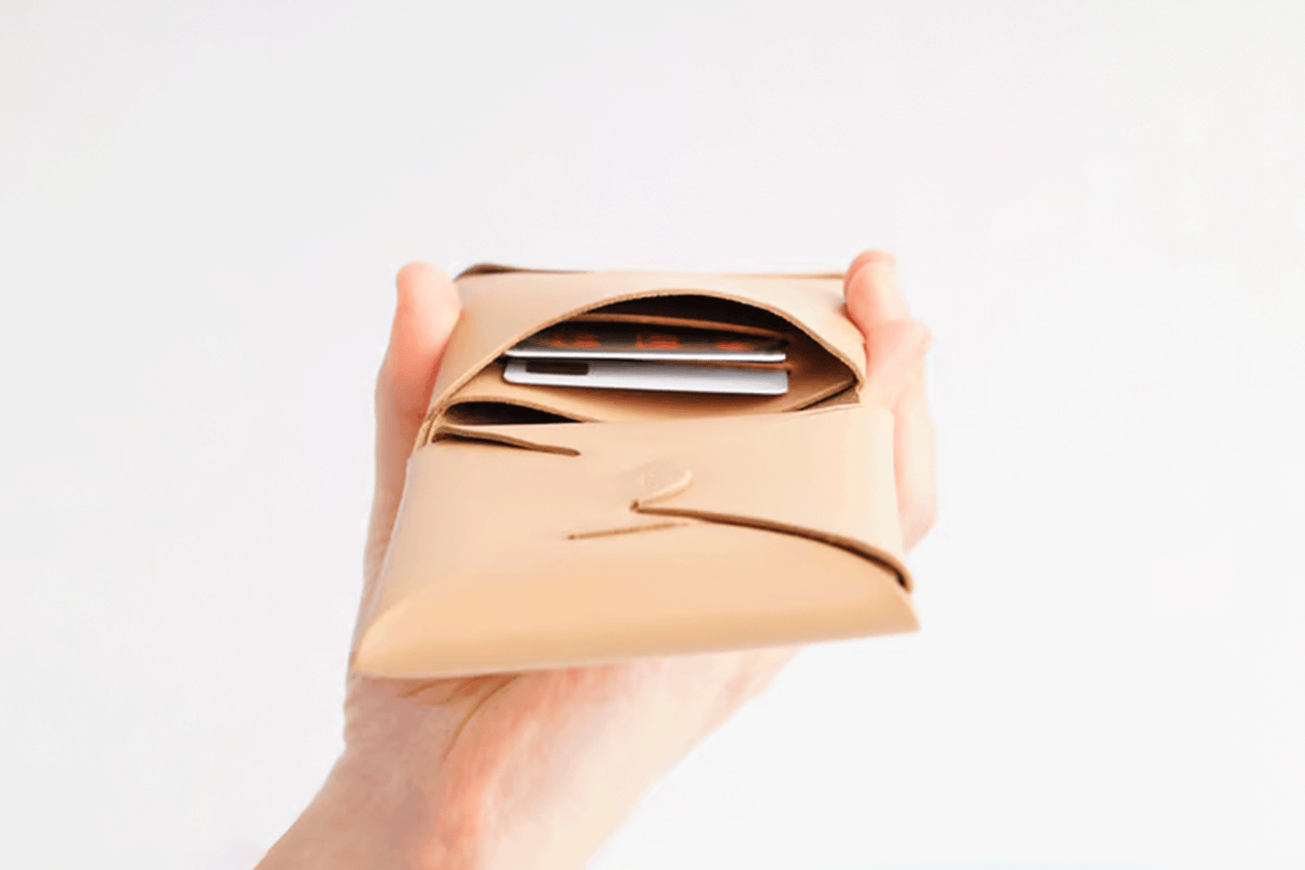 SEAMLESS SHORT WALLET