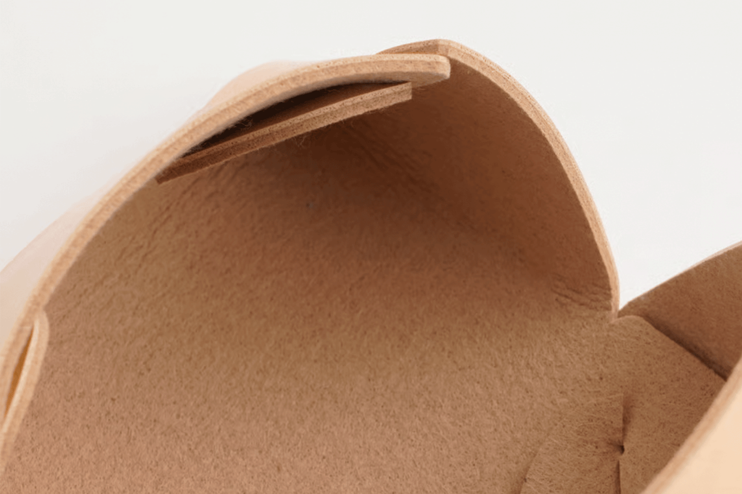 SEAMLESS SMALL CASE