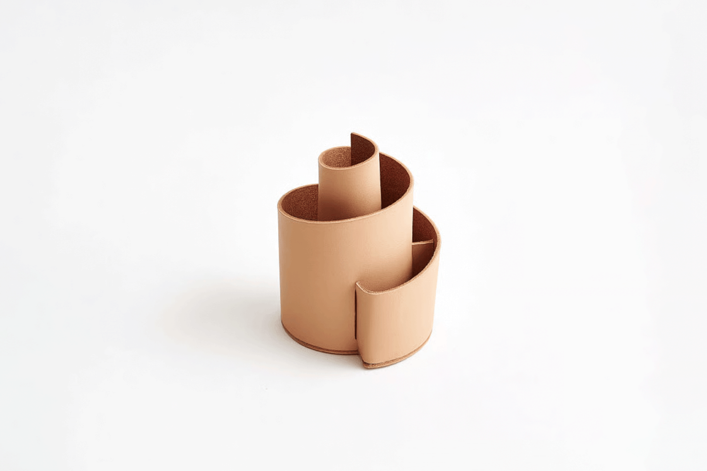 SPIRAL PEN STAND