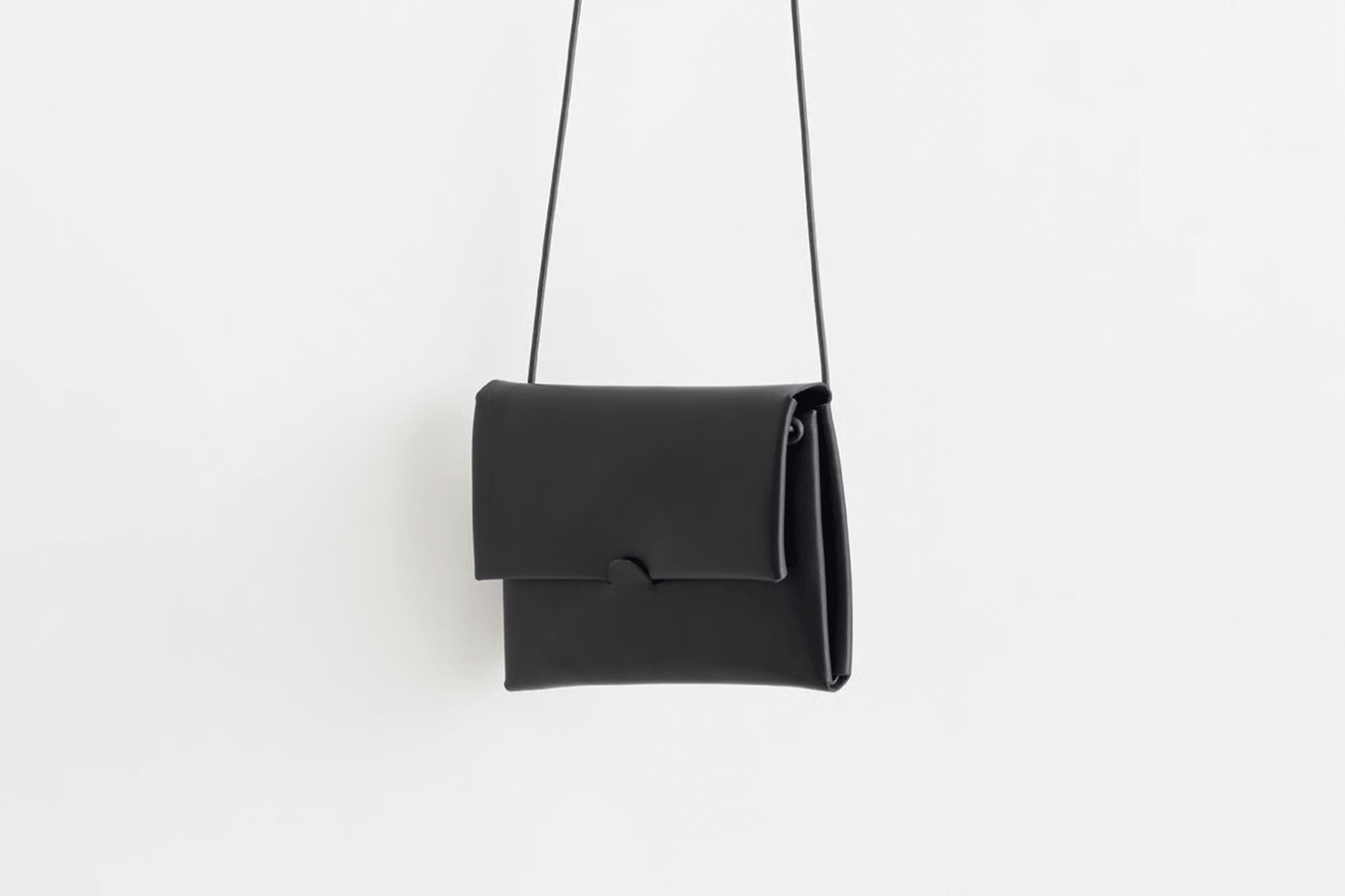 SEAMLESS SHOULDER CASE