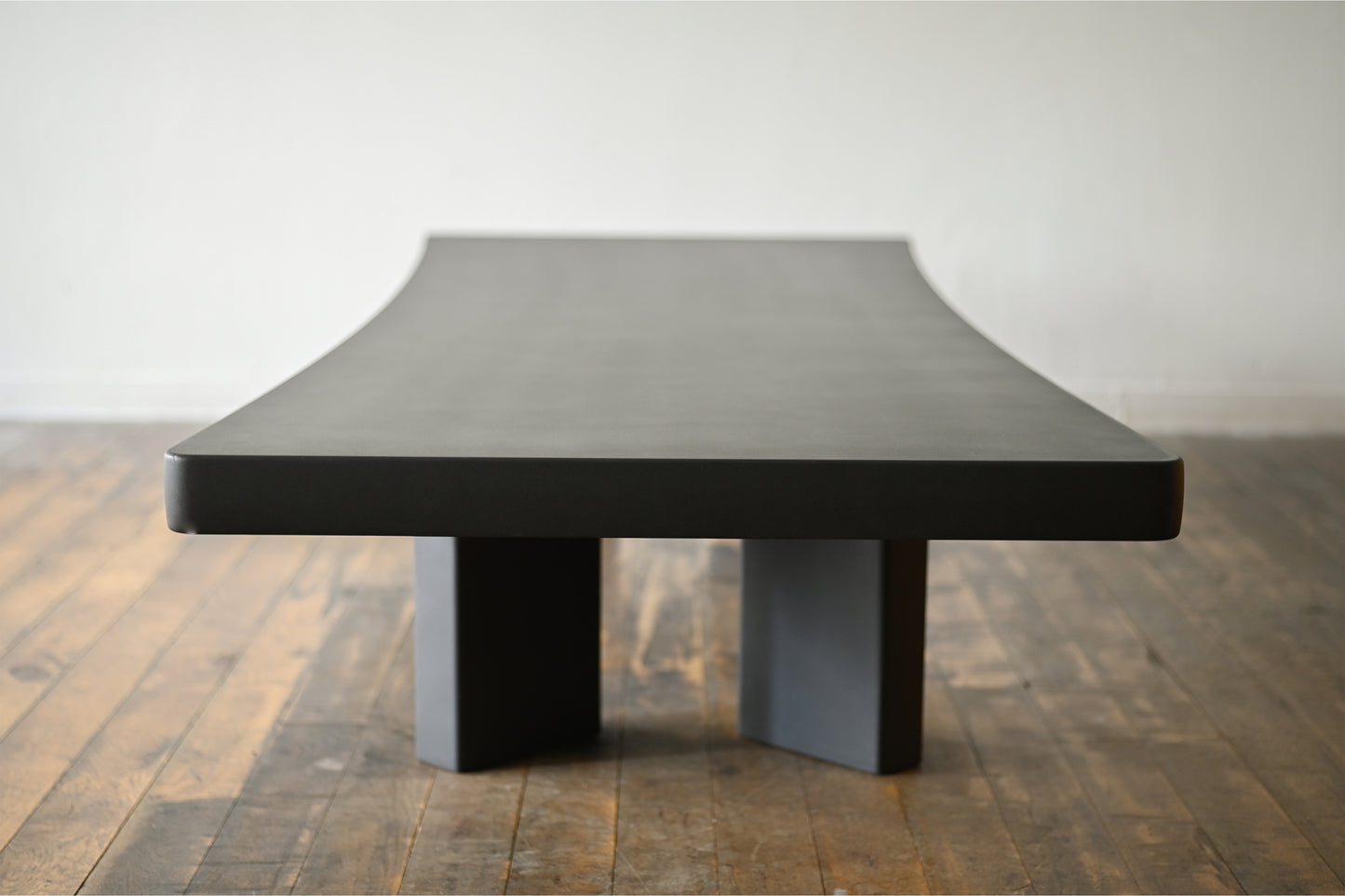 Plana Low Table