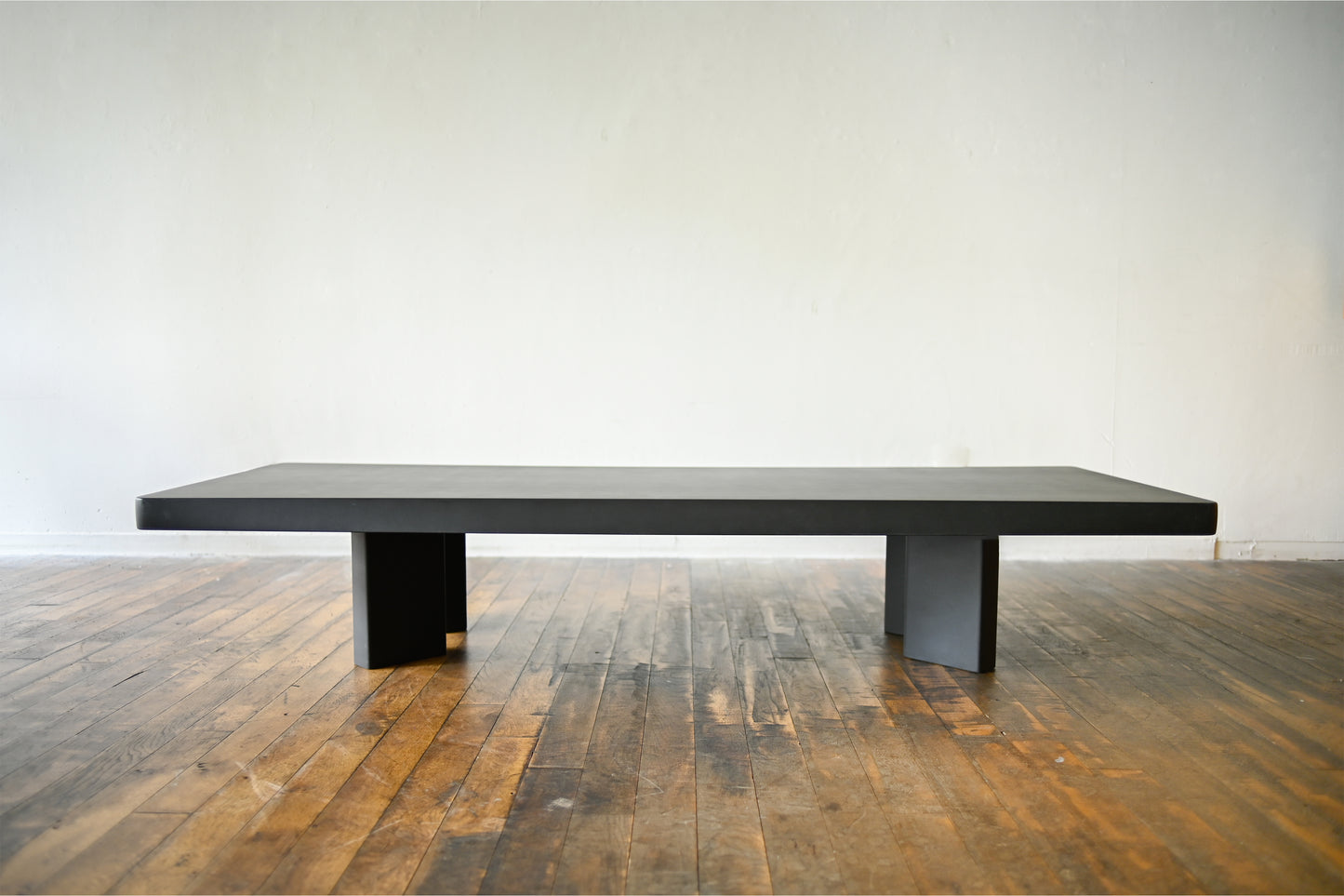 Plana Low Table
