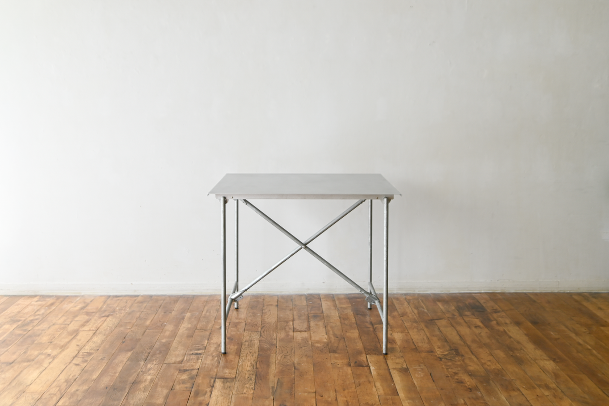 Square Table