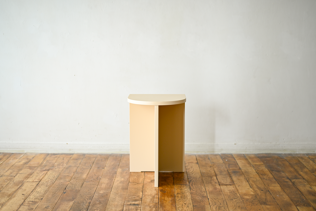 Radius Stool