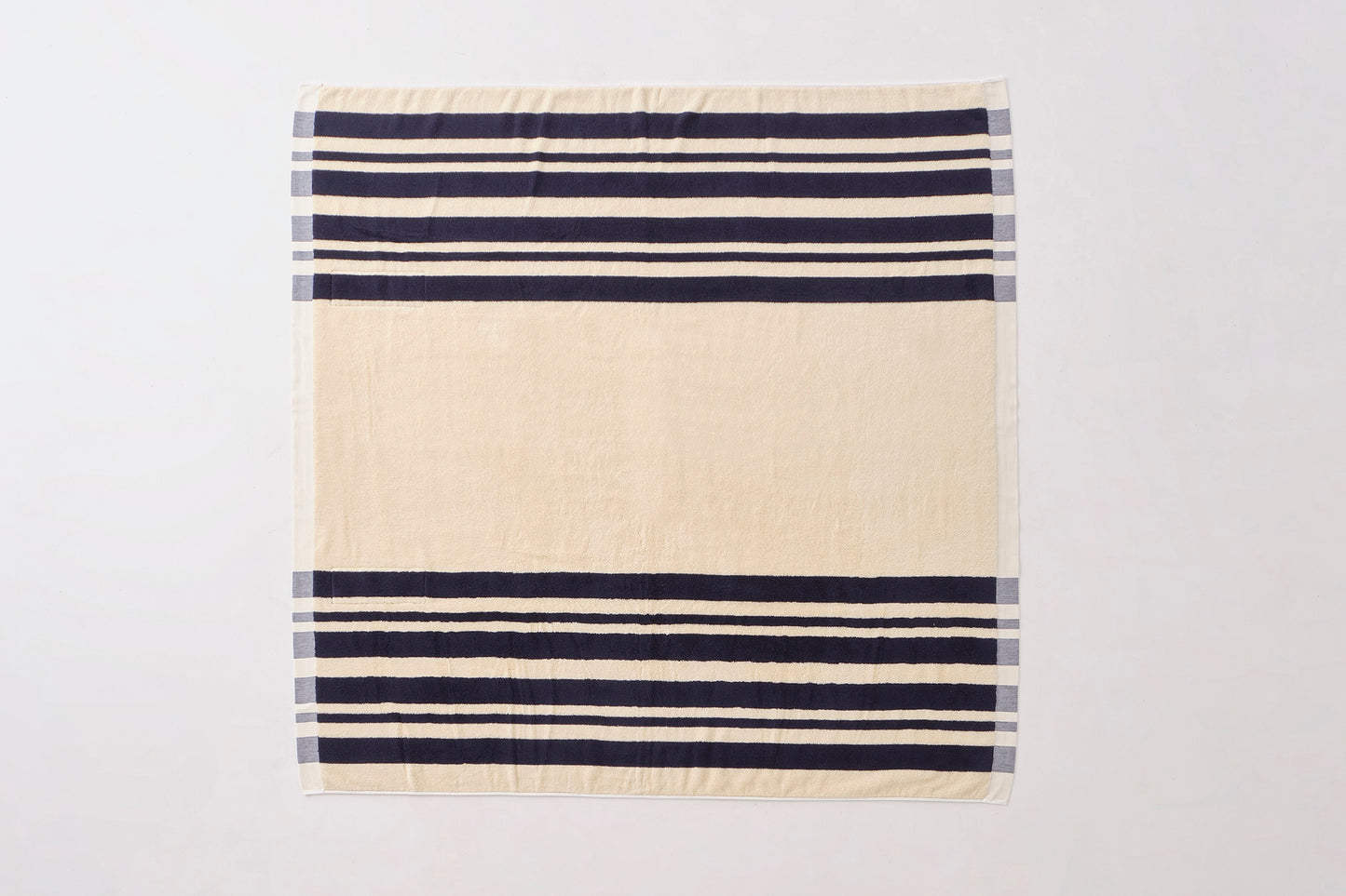 Cotton Pile Blanket (Ivory/Navy)