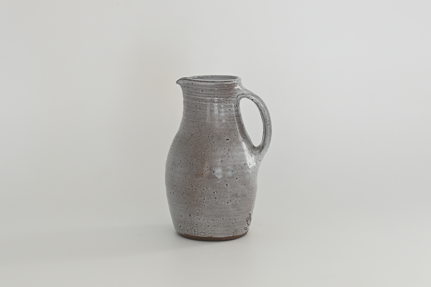 Jeanne&Norbert Piertol / Pitcher