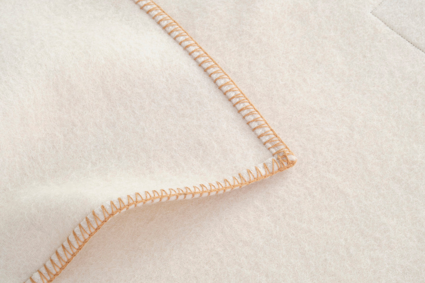 Horse Blanket 1/2 (Ivory)